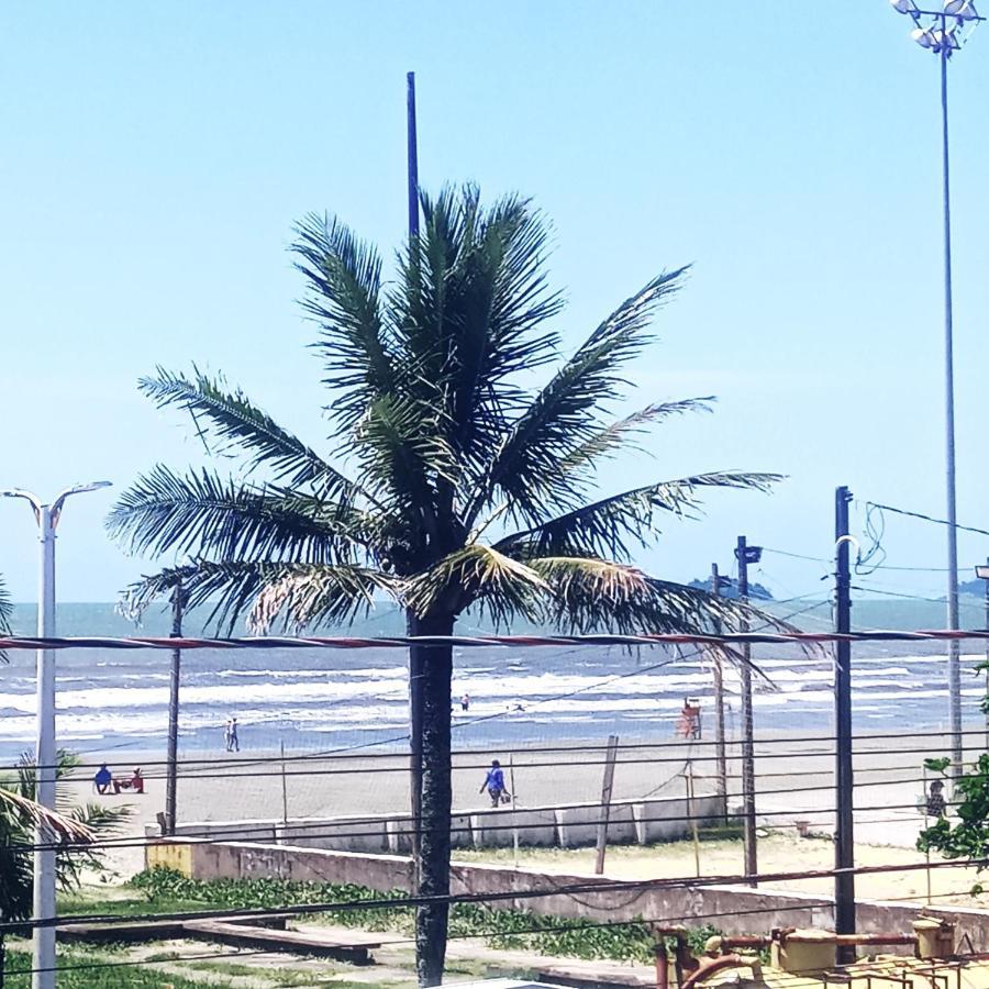 Apto Aluguel na Temporada Pé na Areia Peruíbe SP Extérieur photo